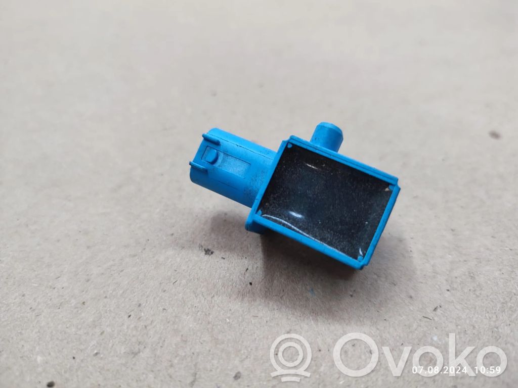 Chrysler Grand Voyager V Sensor impacto/accidente para activar Airbag 