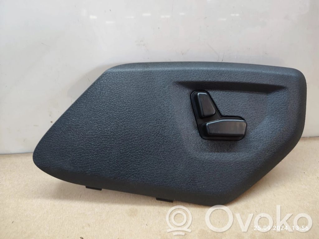 Jeep Grand Cherokee (WK) Seat control switch 