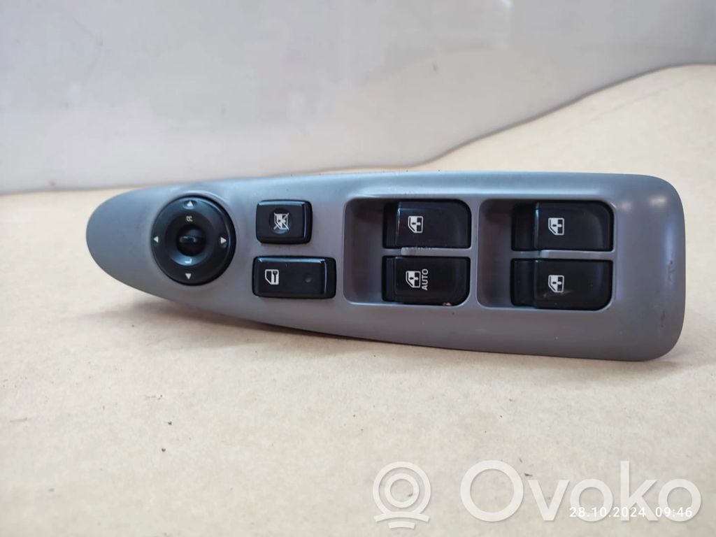 KIA Magentis Electric window control switch 