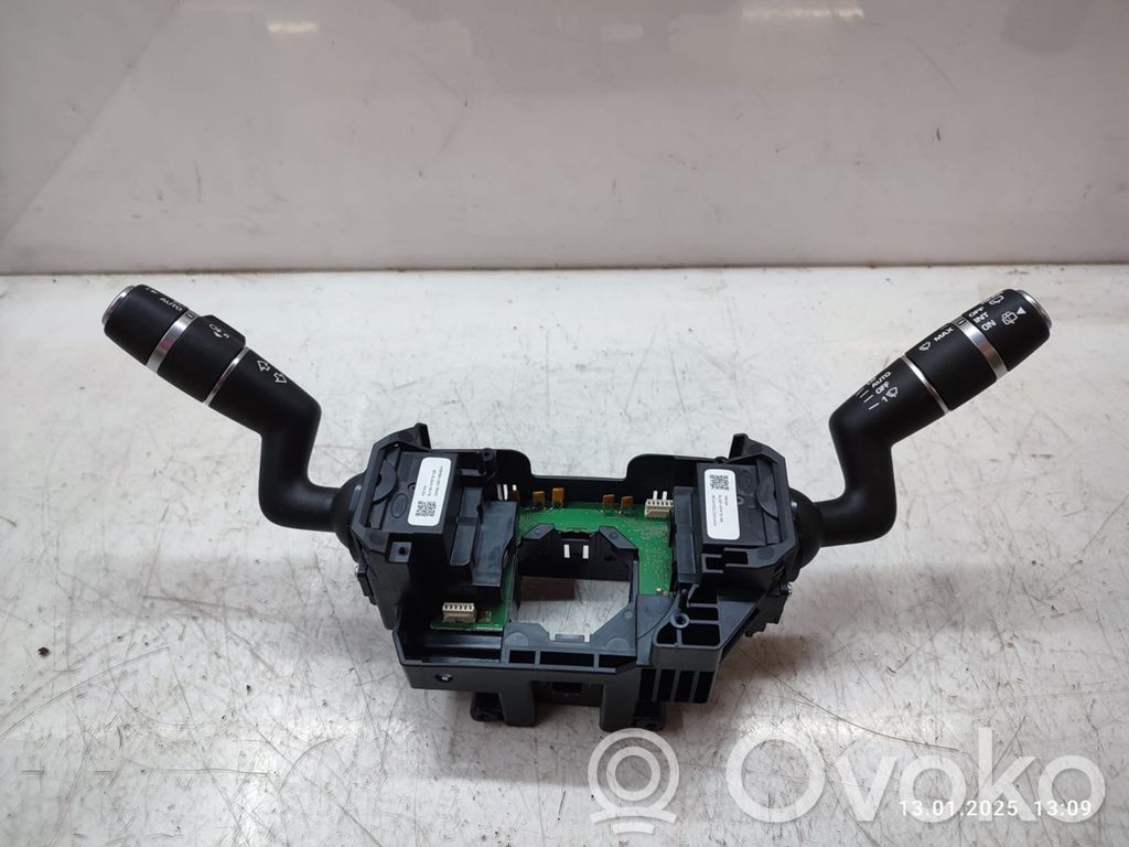Land Rover Evoque I Wiper turn signal indicator stalk/switch 