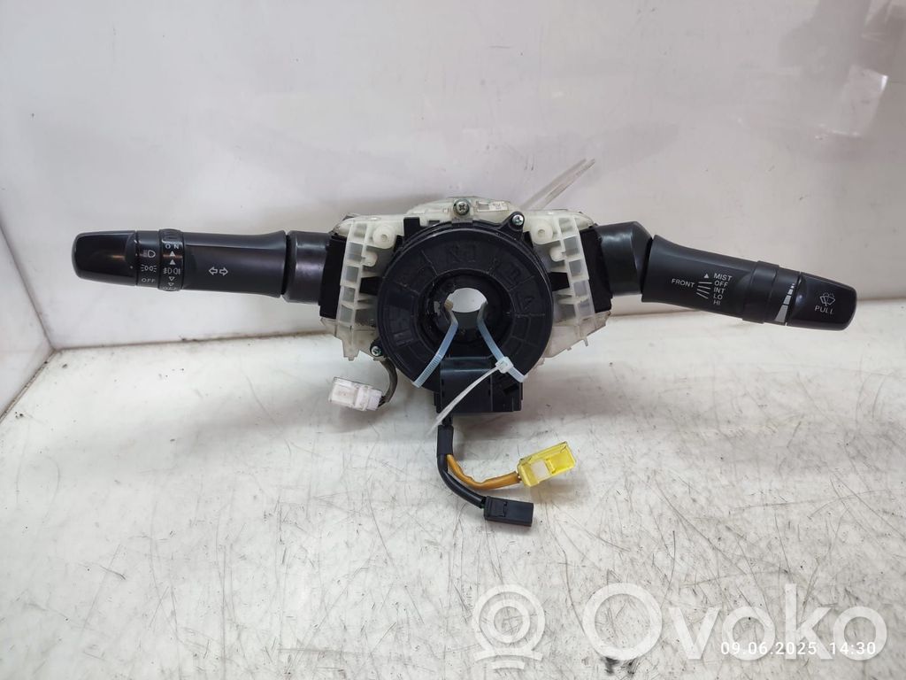 Mitsubishi L200 Commodo, commande essuie-glace/phare 