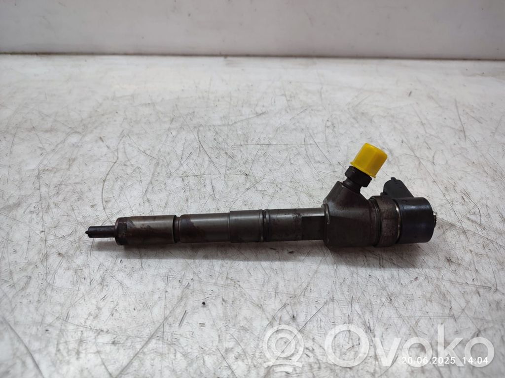 Inyector de combustible   0445110327