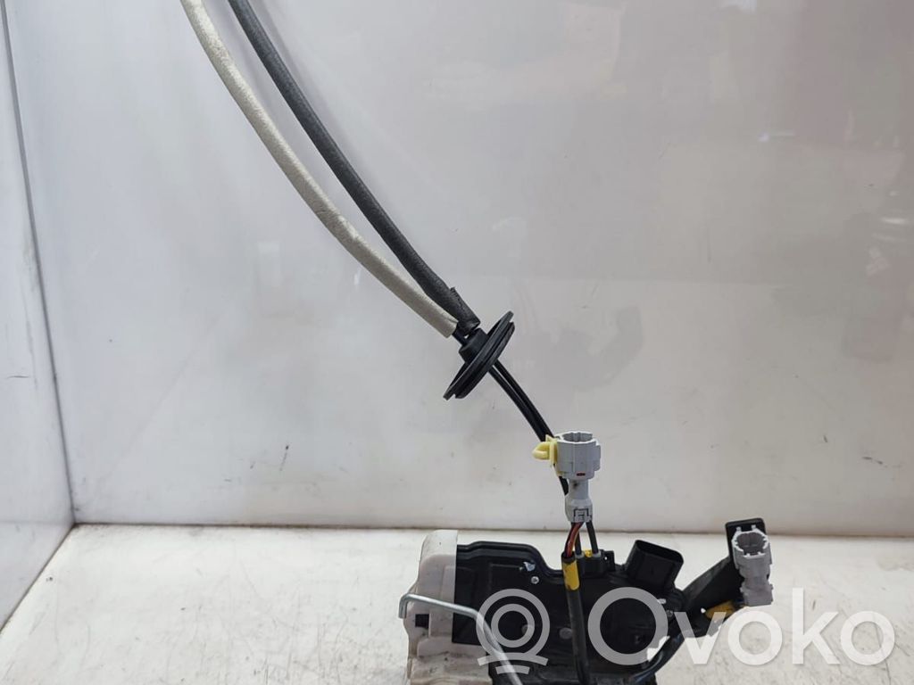 Front door lock   A045777