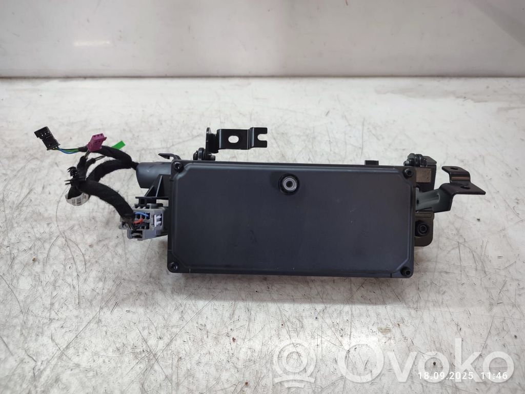 Volvo S90, V90 Windshield/windscreen camera 