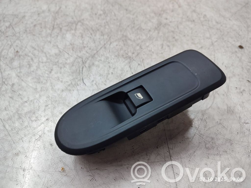 Peugeot 508 RXH Electric window control switch 