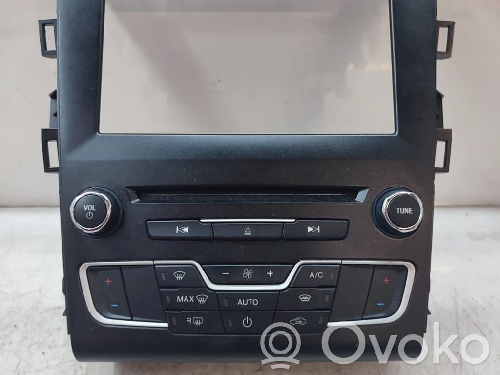 Ford Mondeo MK V Climate control unit 