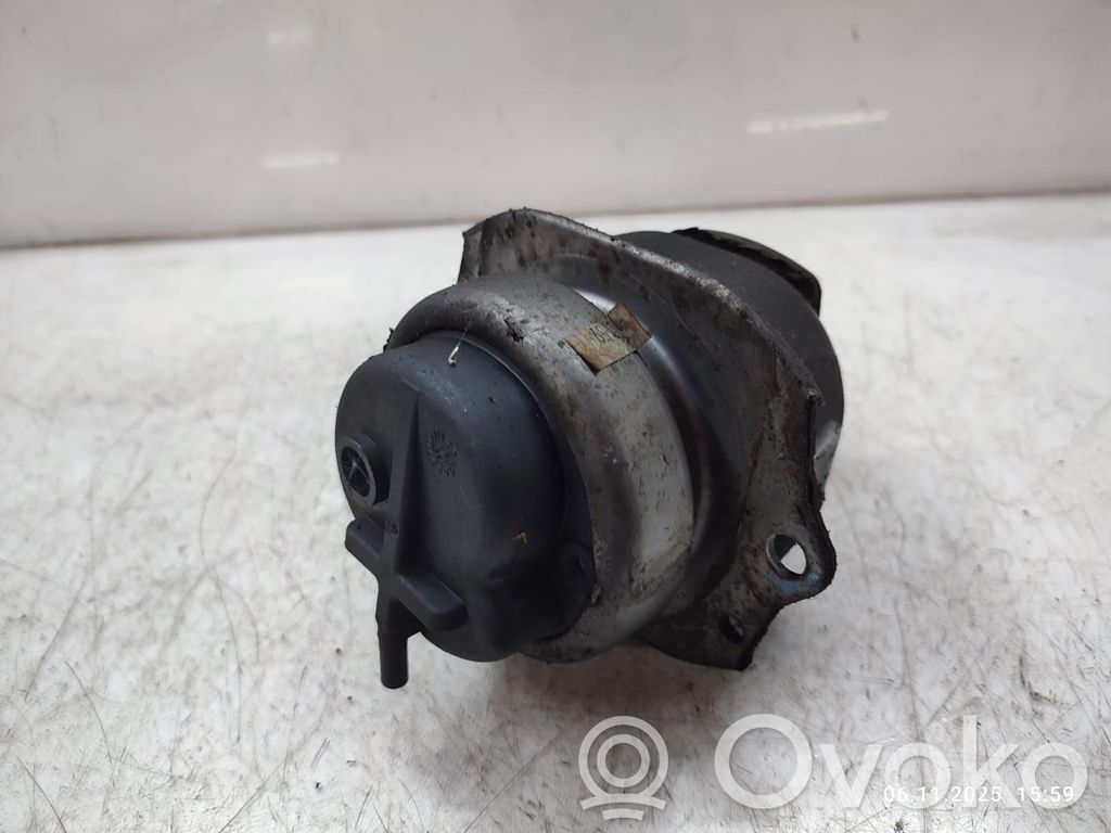 BMW X6 E71 Engine mount bracket 
