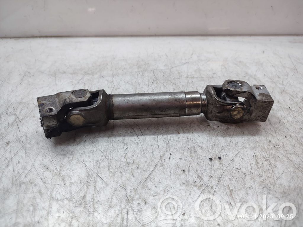 Steering column universal joint   6776928