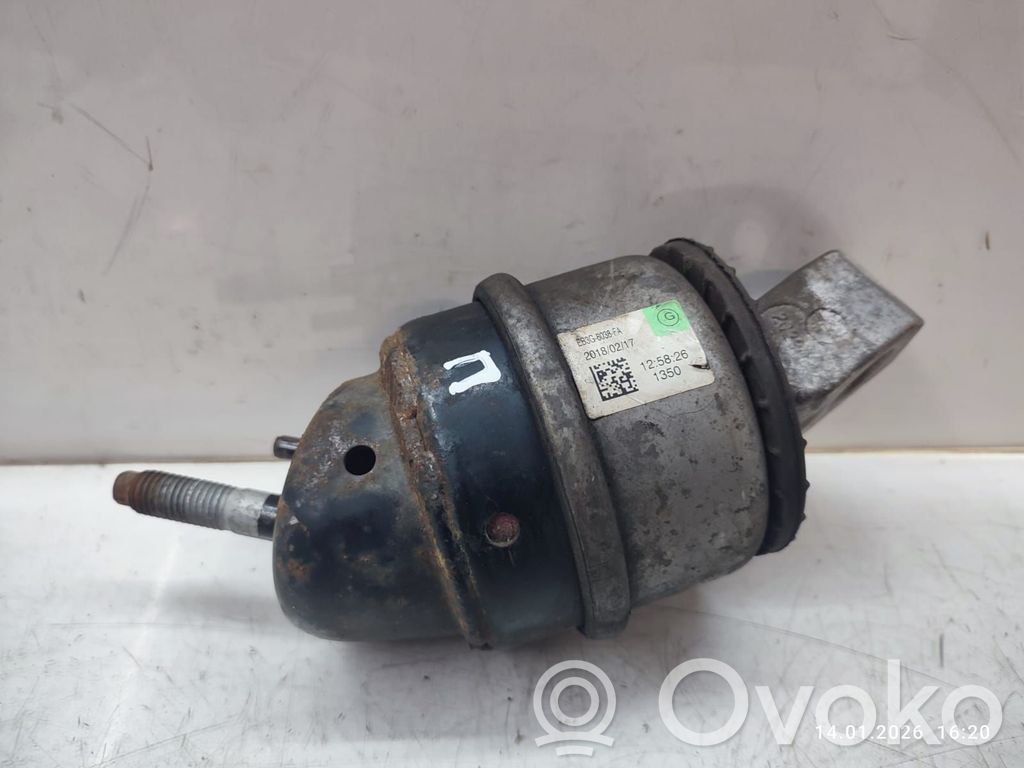 Ford Ranger Engine mount bracket 