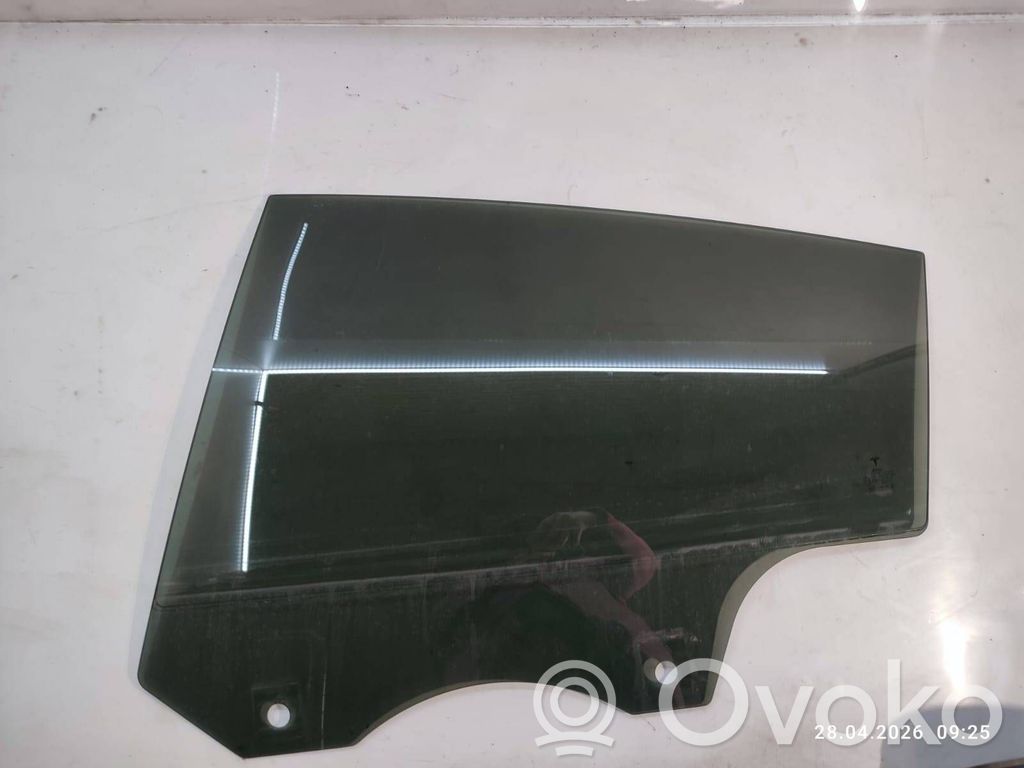 Tesla Model Y Основное стекло задних дверей 