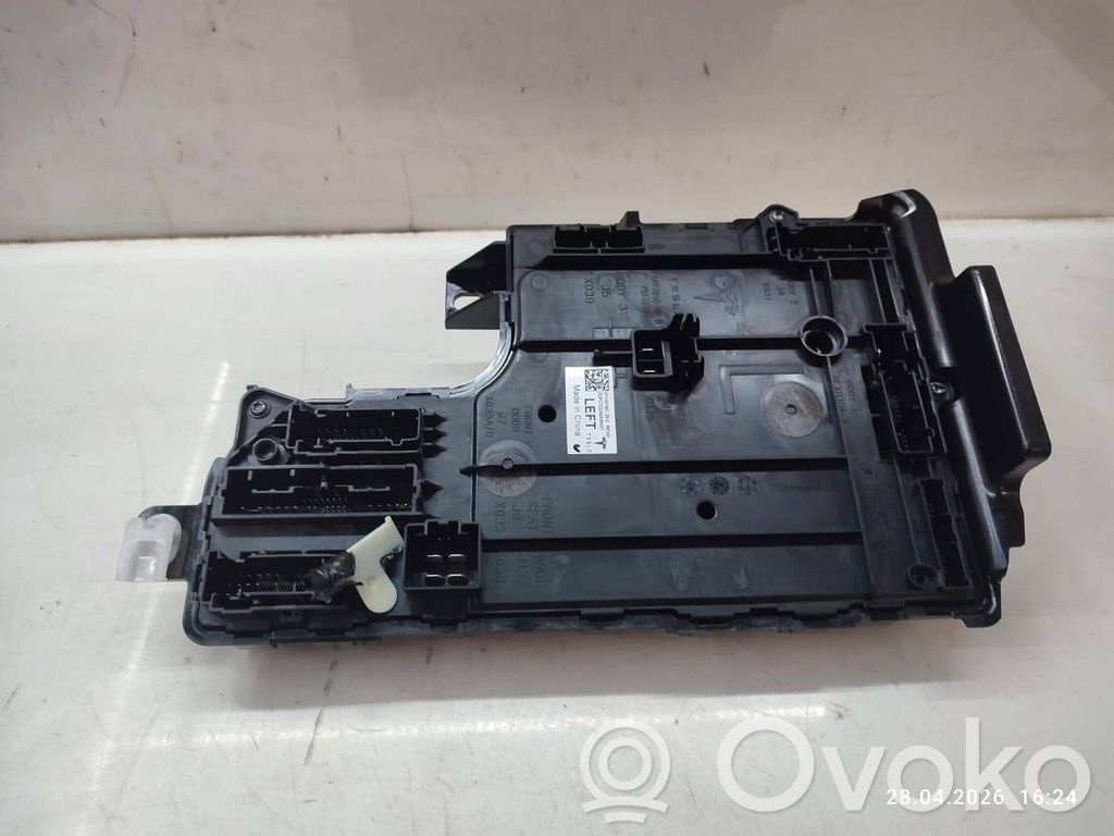 Tesla Model Y Central body control module 