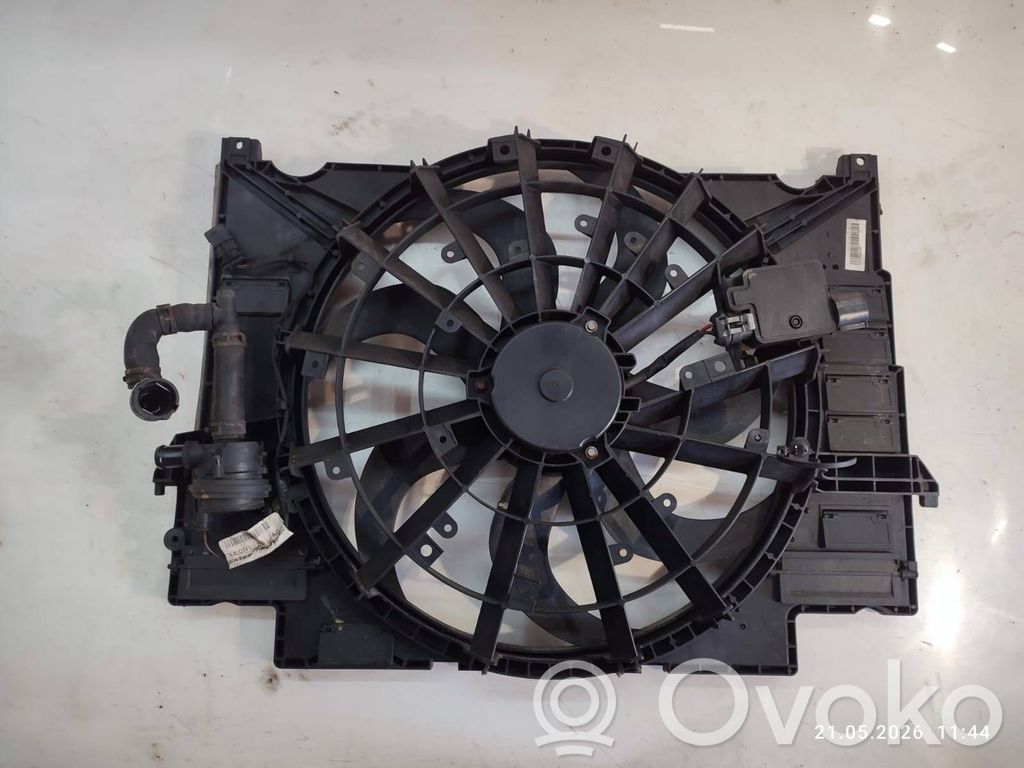 Jaguar XE Elektrinis radiatorių ventiliatorius 