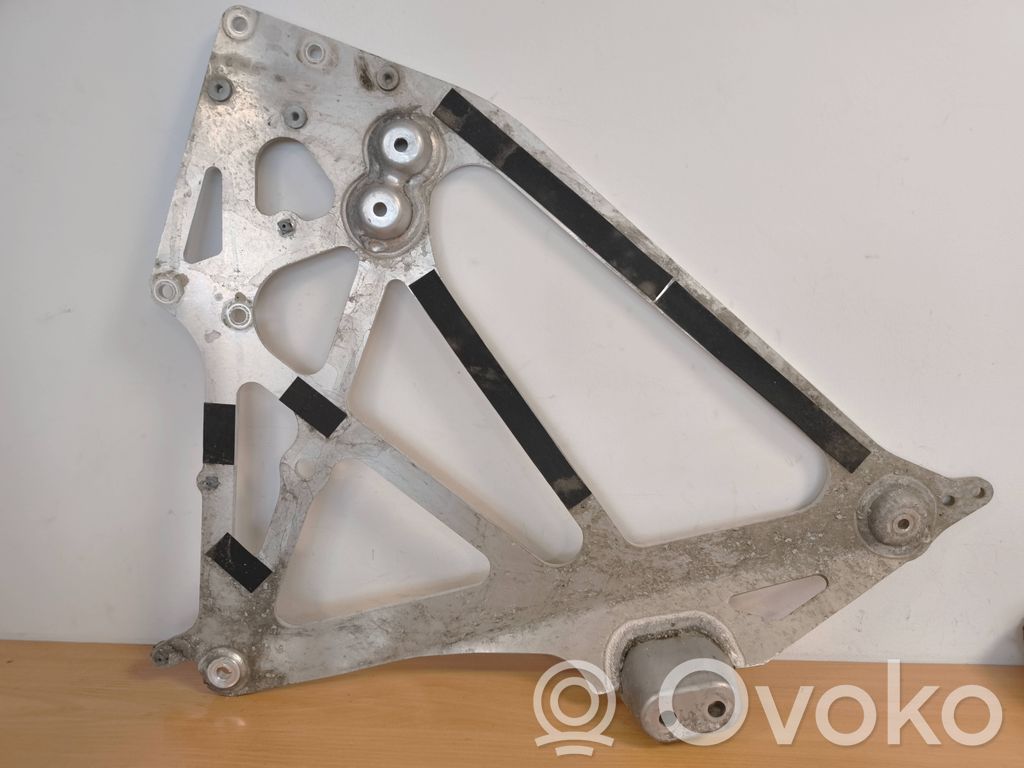 BMW M3 G80 Altra parte del vano motore 