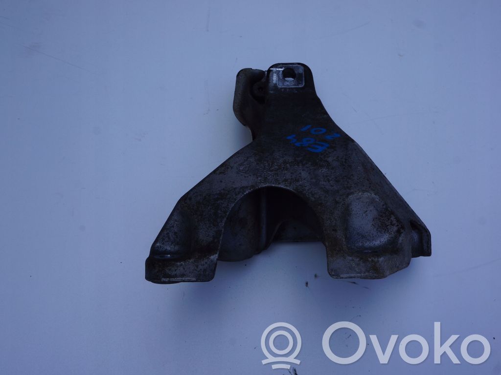 BMW X1 E84 Engine mounting bracket 
