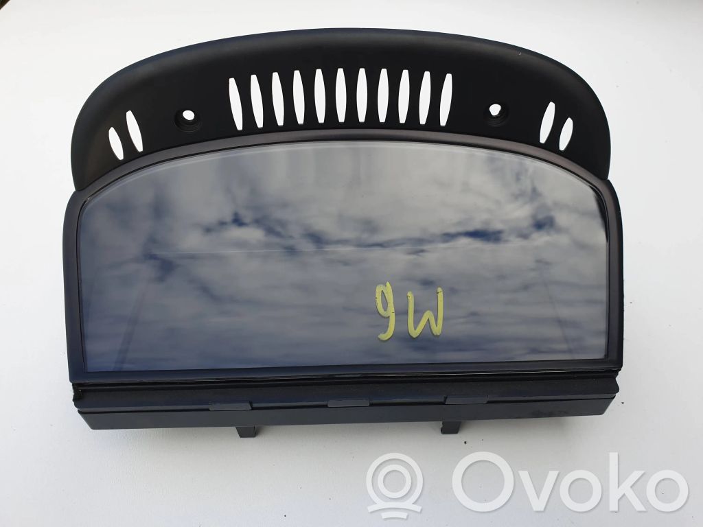BMW M6 Bildschirm / Display / Anzeige 