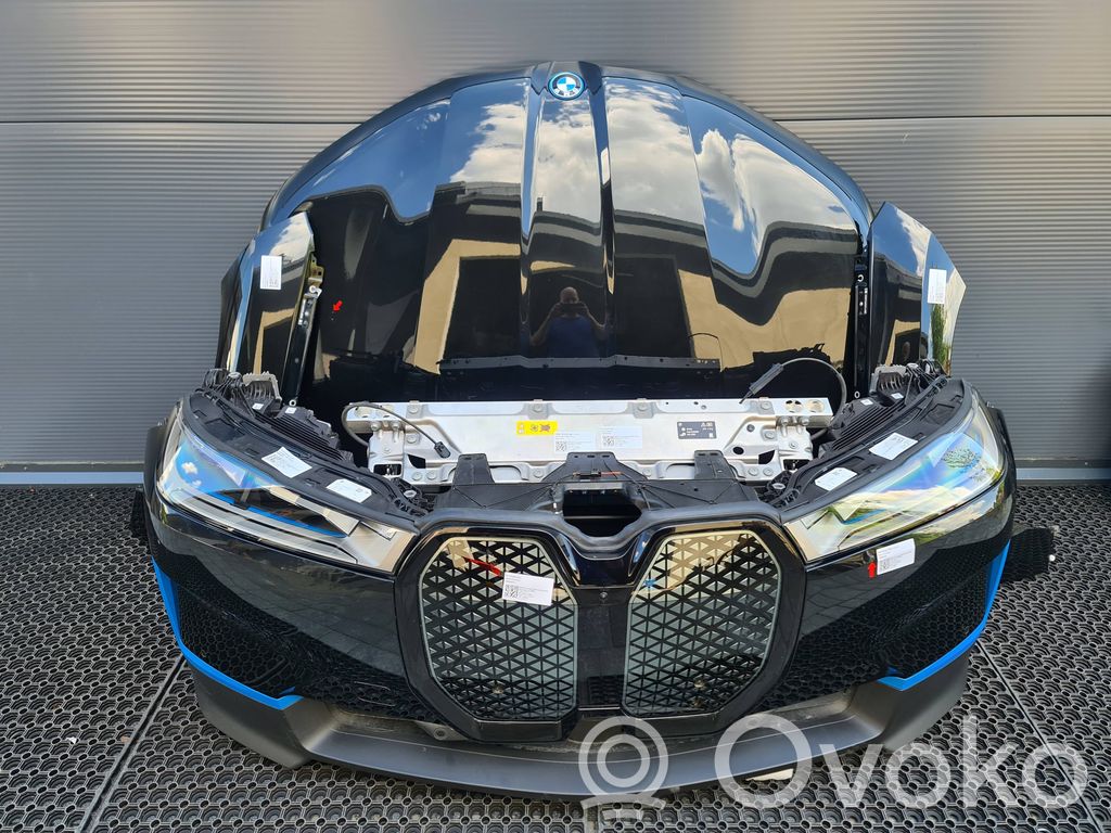 BMW iX Front piece kit 