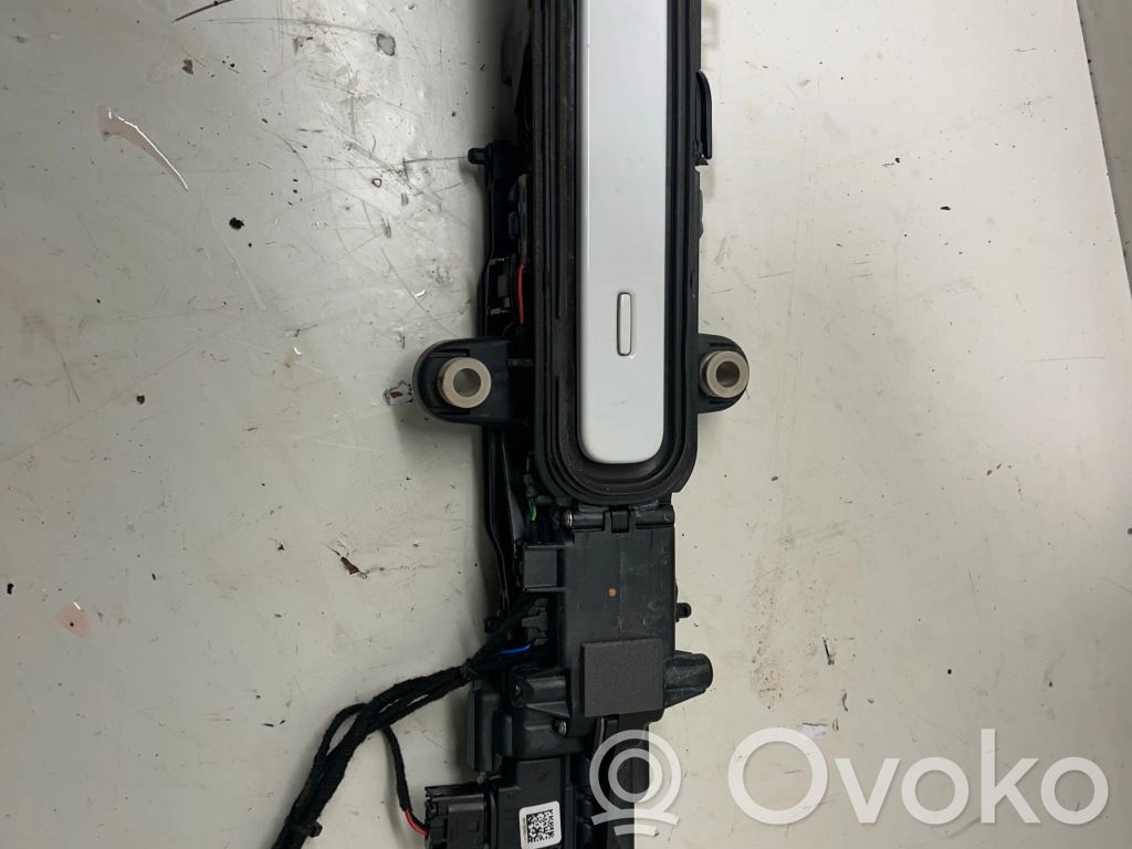 Land Rover Range Rover Velar Takaoven ulkokahva 