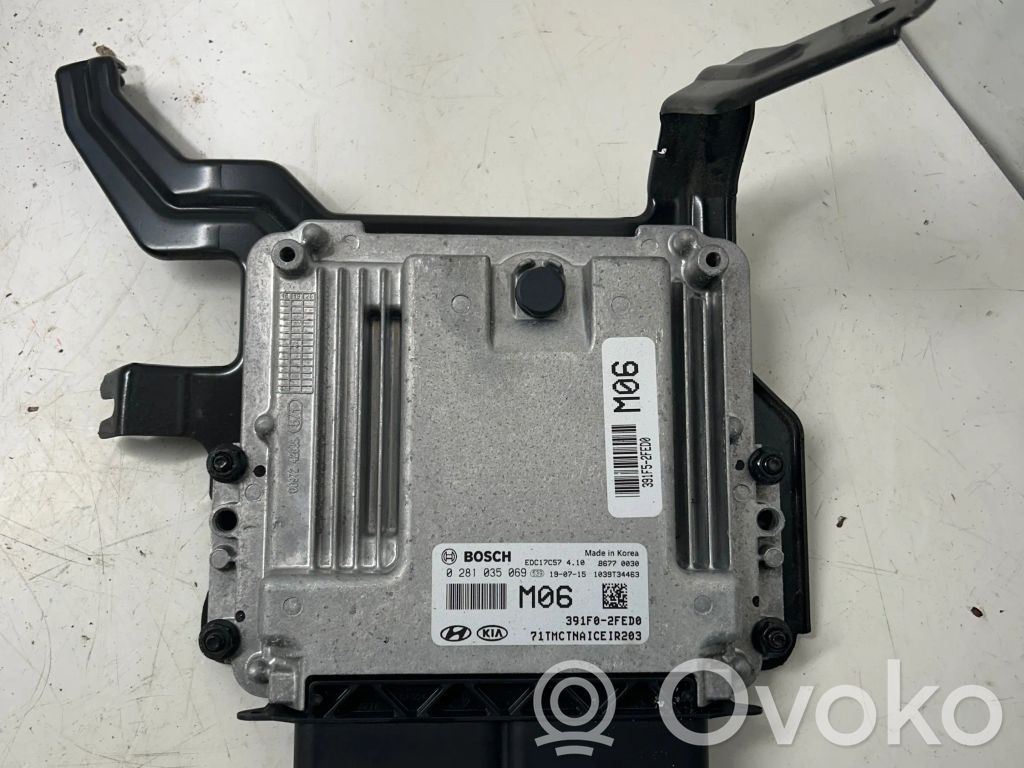 Hyundai Santa Fe Engine control unit/module 