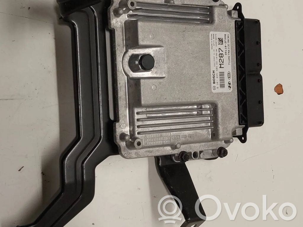 KIA Sorento Engine control unit/module 