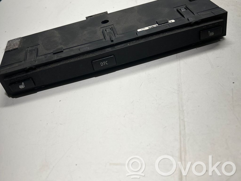 BMW 5 E60 E61 Seat heating switch 