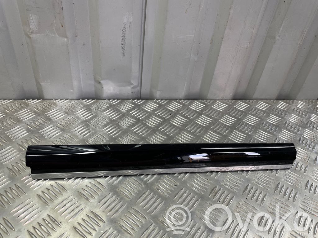 Porsche Cayenne (92A) Ramka deski rozdzielczej 