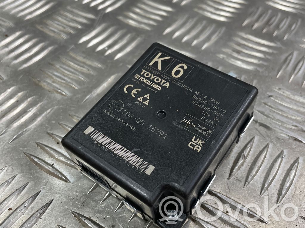 Lexus NX Sonstige Steuergeräte / Module 