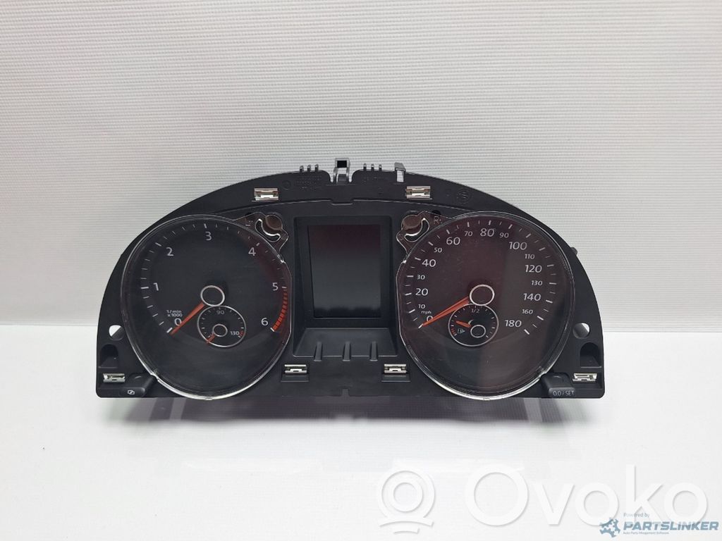 Volkswagen PASSAT CC Tachimetro (quadro strumenti) 