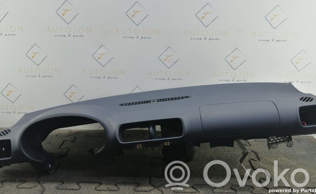 Audi A3 S3 8L Panelė 