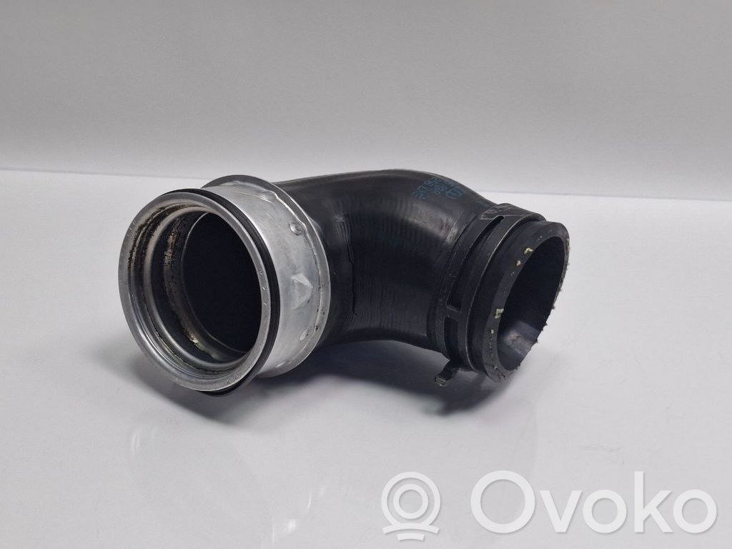 Audi A4 S4 B7 8E 8H Wąż / Rura intercoolera 