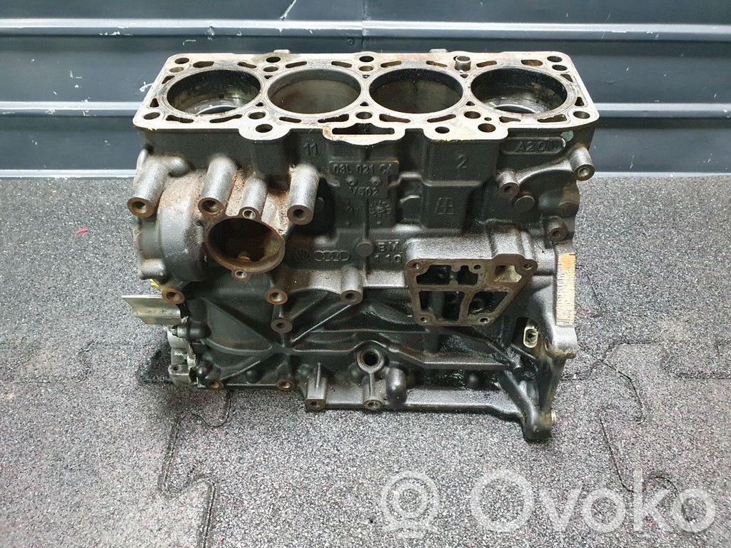 Volkswagen Transporter - Caravelle T5 Blokas 