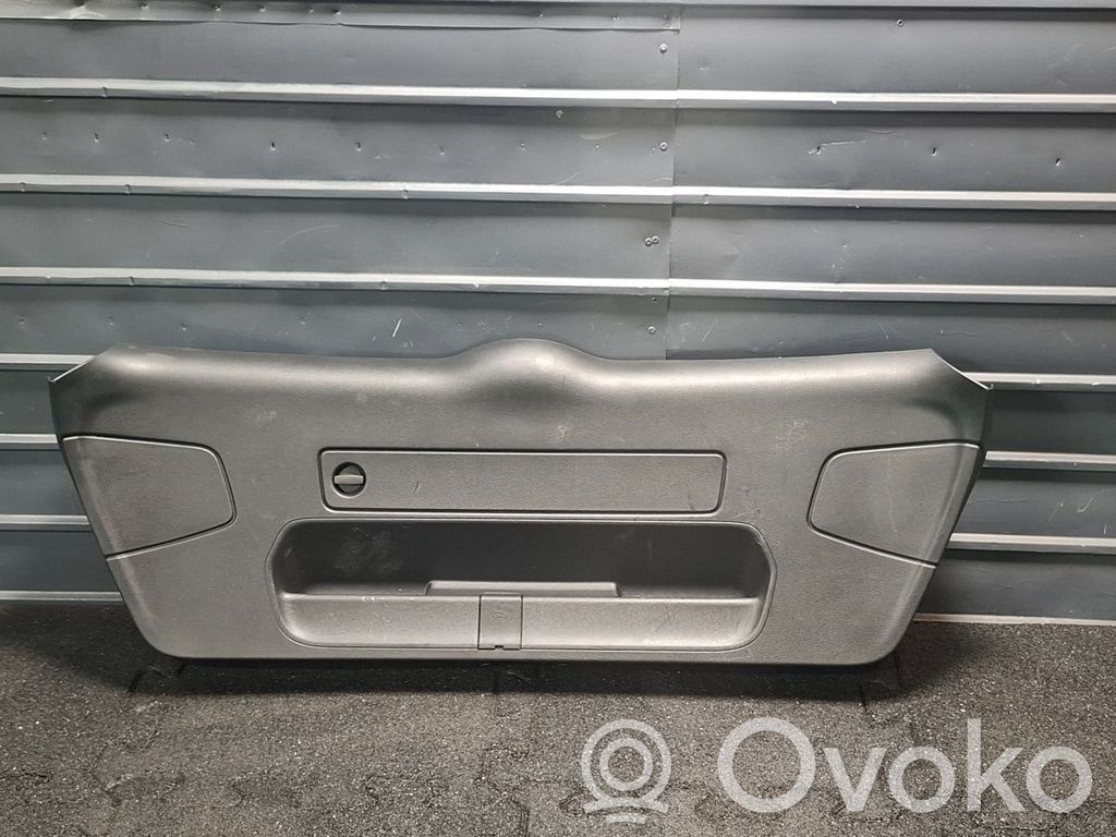 Other trunk/boot trim element   8V4867979E,8V4867979E