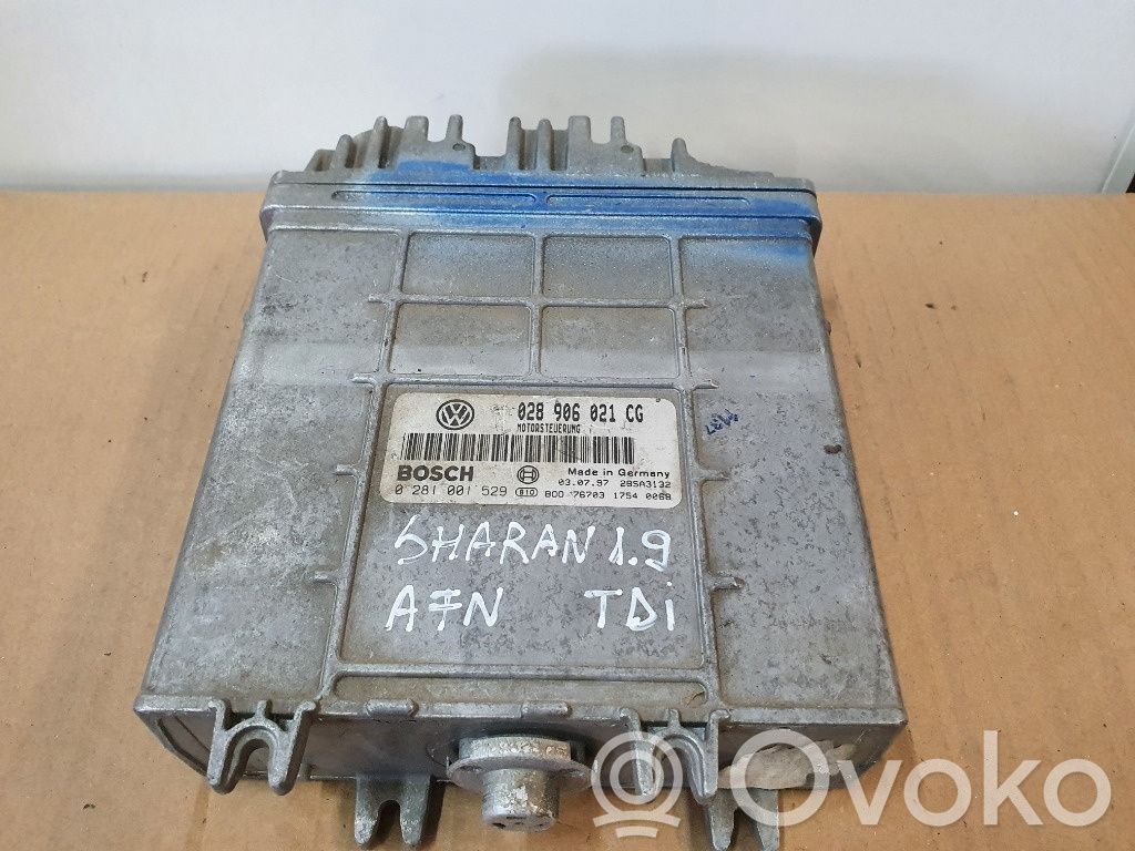 Engine control unit/module ECU   0281001529,028906021CG