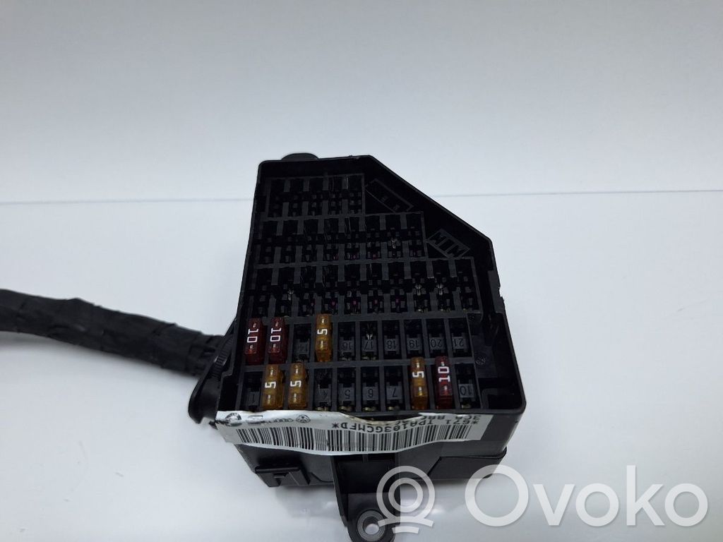 Volkswagen PASSAT B6 Modulo fusibile 