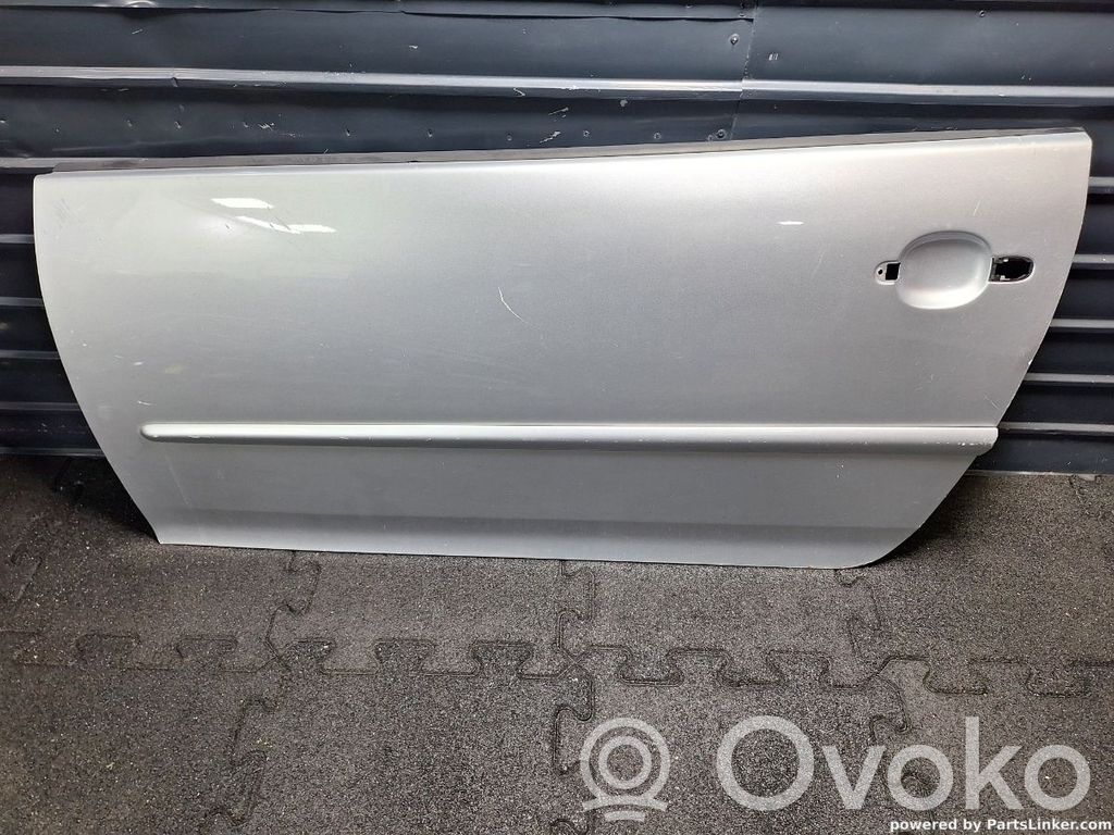 Volkswagen Golf V Drzwi przednie 