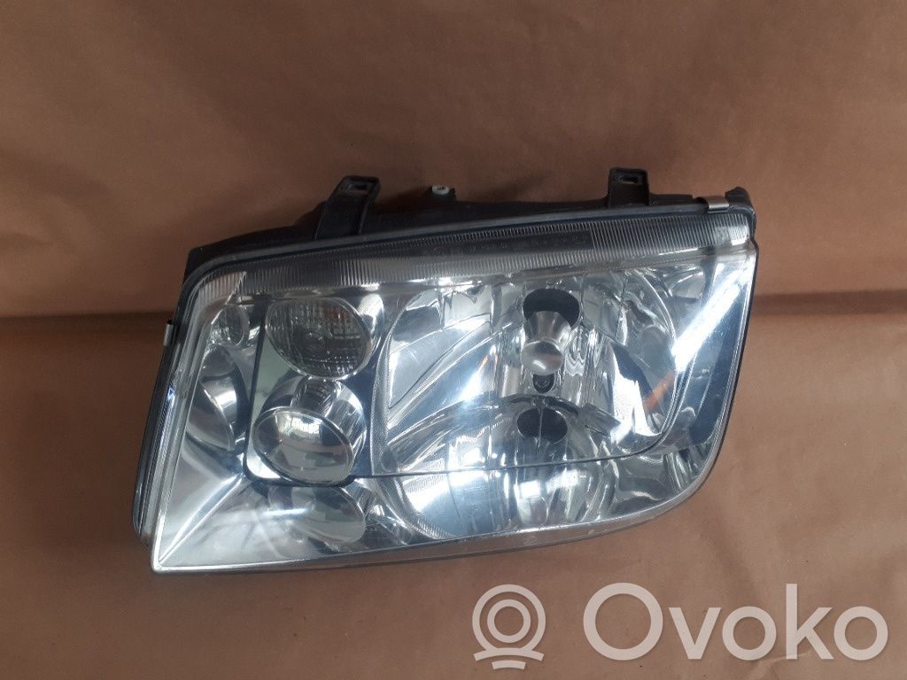 Volkswagen Bora Faro/fanale 