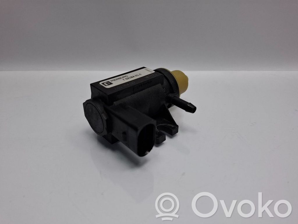 Válvula de vacío   702184010,702184010