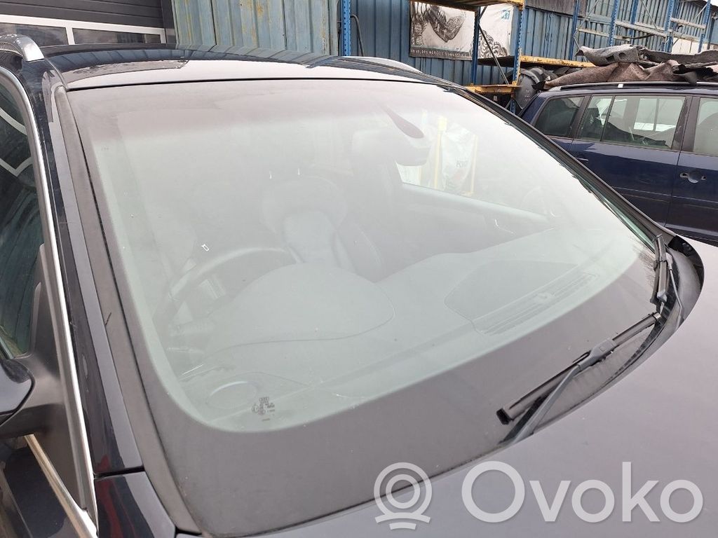 Audi Q5 SQ5 8R Front windscreen/windshield window 