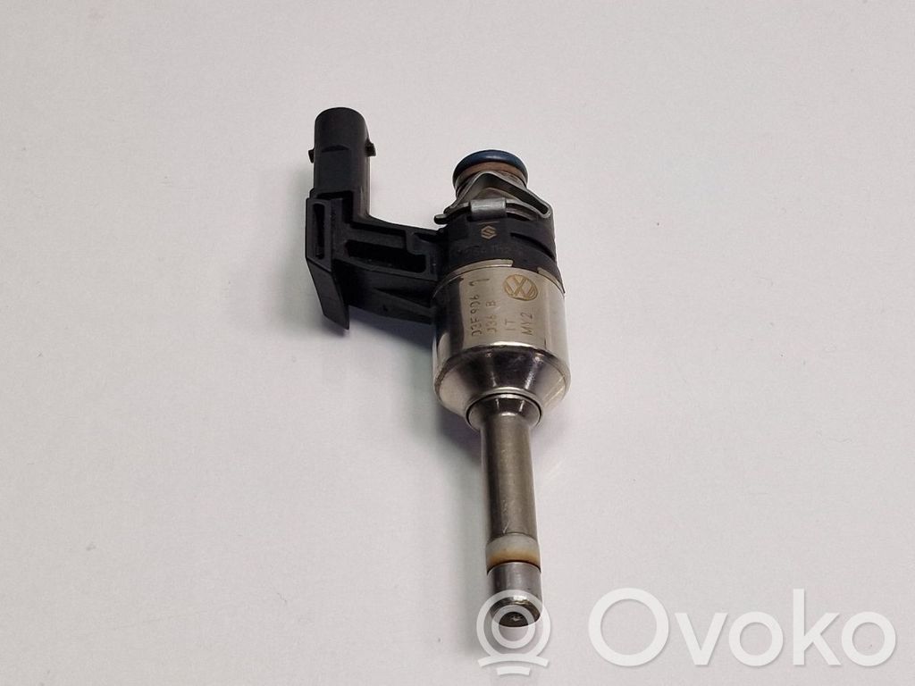Volkswagen Jetta VI Inyector de combustible 