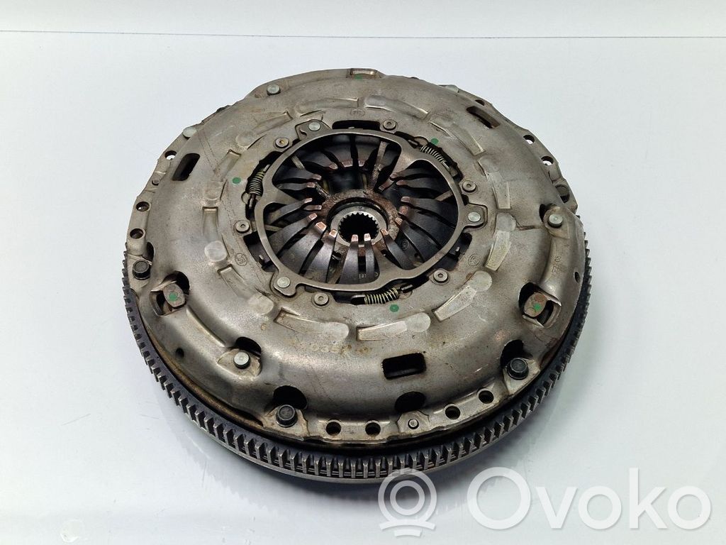 Koło dwumasowe   124035410,03L105266BM