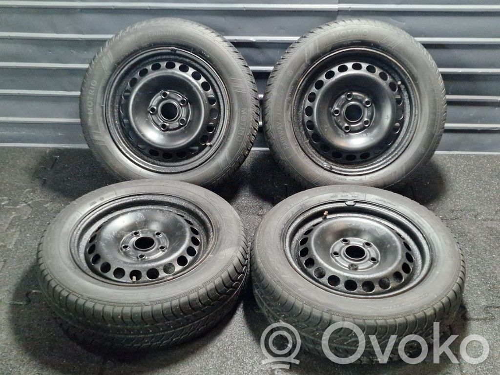 Volkswagen Jetta VI Opony zimowe R15 