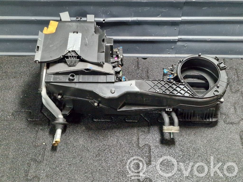 Audi A4 S4 B7 8E 8H Carcasă ansamblu climatizare interior 