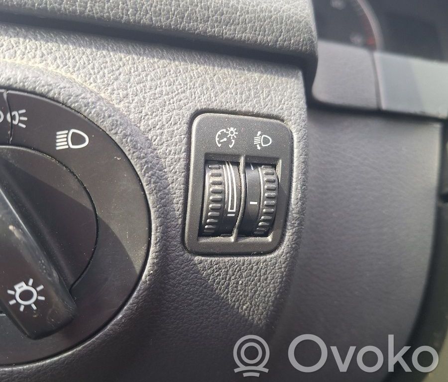 Volkswagen Golf Plus Headlight level height control switch 