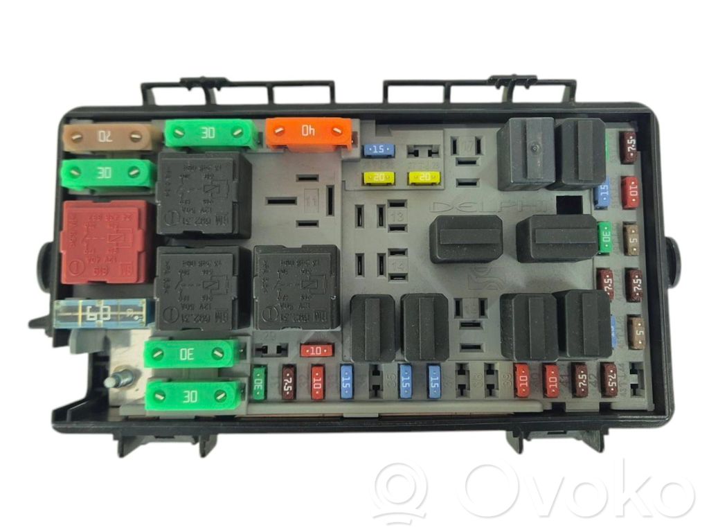 Opel Corsa D Fuse module 