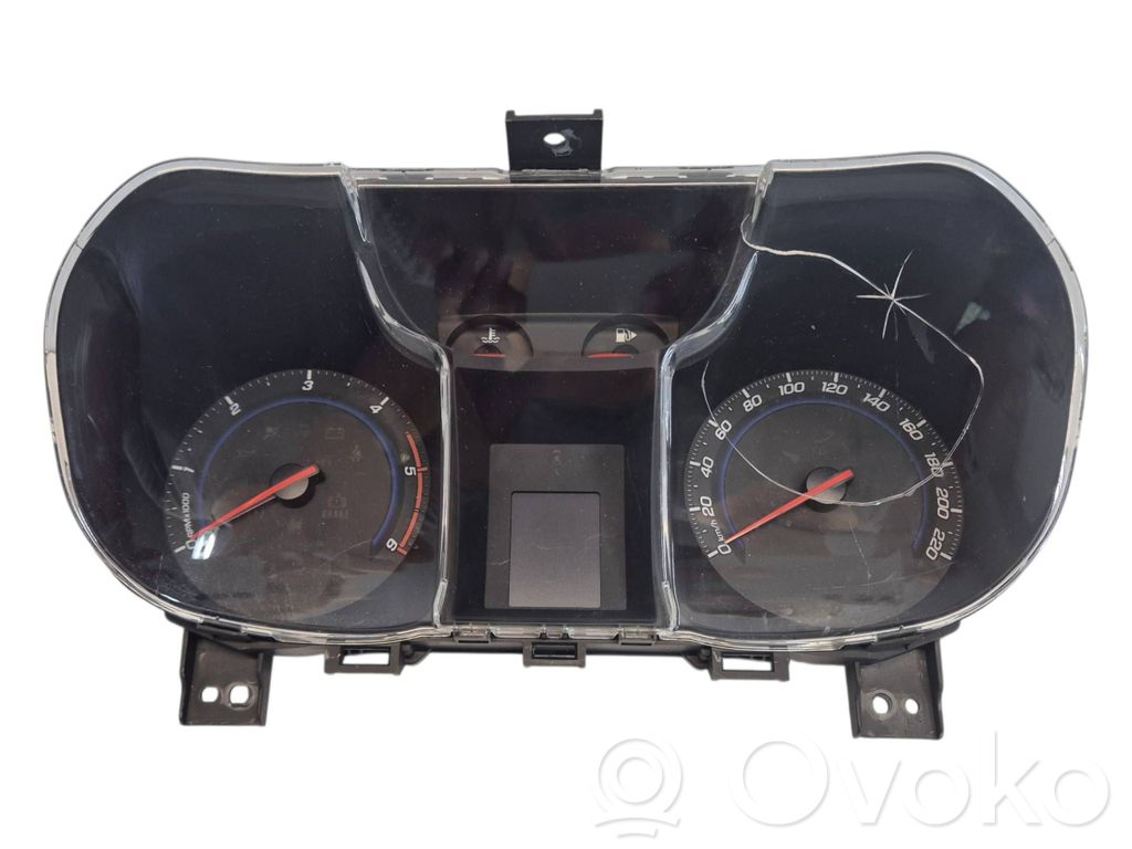 Chevrolet Cruze Spidometrs (instrumentu panelī) 