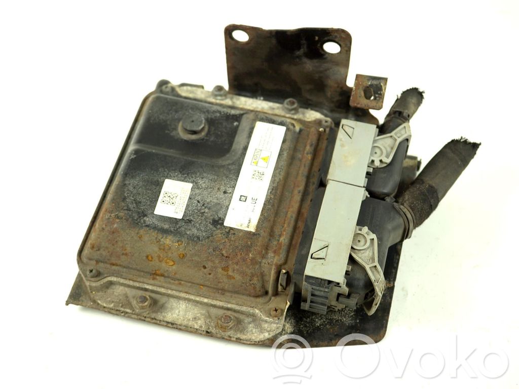 Opel Zafira B Engine control unit/module ECU 