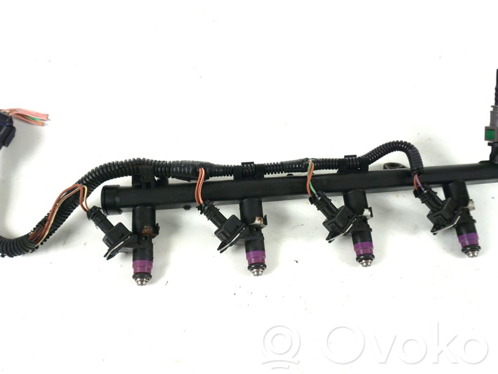 Renault Megane III Tubo principal de alimentación del combustible 