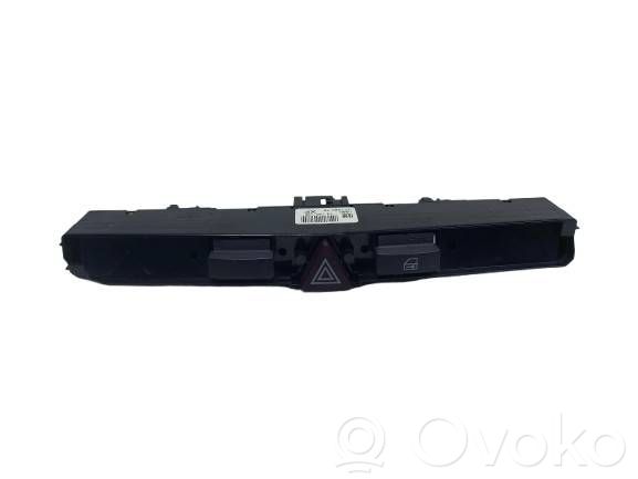 Opel Astra H Hazard light switch 
