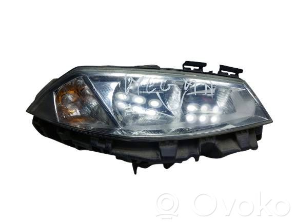 Renault Megane II Headlight/headlamp 