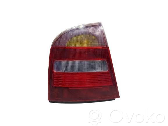 Skoda Octavia Mk1 (1U) Lampă spate în caroserie 