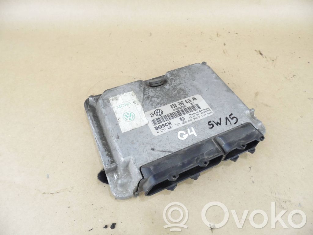 Volkswagen Golf IV Engine control unit/module 